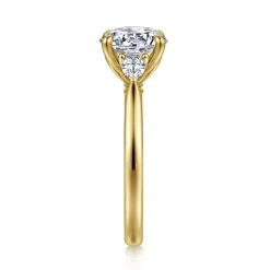 Best Gabriel & Co. Reema - 14K Yellow Gold Round Three Stone Lotus Diamond Engagement Ring