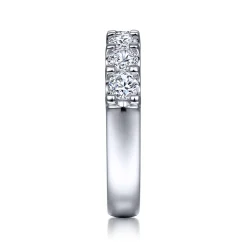 Outlet Gabriel & Co. Ronda - 14K White Gold 7 Stone Shared Prong Round Diamond Anniversary Band - 1.2 ct