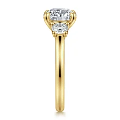 Best Gabriel & Co. Sanaa - 14K Yellow Gold Round Three Stone Diamond Engagement Ring
