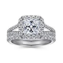 Clearance Gabriel & Co. Savannah - Platinum Princess Halo Diamond Engagement Ring