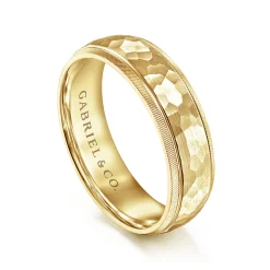 New Gabriel & Co. Simon - 14K Yellow Gold 6mm - Men's Wedding Band in Hammered Finish