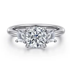 Outlet Gabriel & Co. Stephi - 14K White Gold Round Three Stone Diamond Engagement Ring