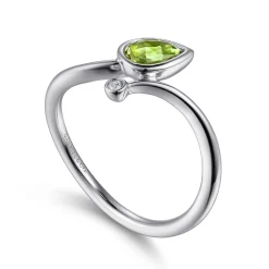 Best Gabriel & Co. 925 Sterling Silver Diamond and Peridot Teardrop Bypass Ring