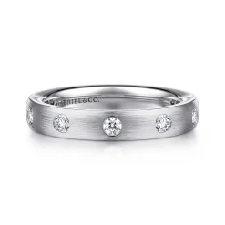Discount Gabriel & Co. Vitoria - 14K White Gold Flush Set 7 Stone Diamond Anniversary Band - 0.3 ct