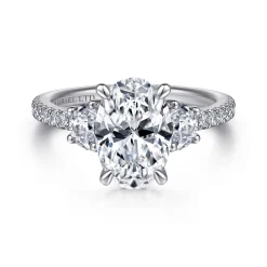 Outlet Gabriel & Co. Wilda - 18K White Gold Oval Three Stone Diamond Engagement Ring