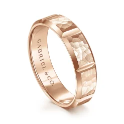 Online Gabriel & Co. Zachary - 14K Rose Gold 6mm - Men's Wedding Band with Hammered Stations